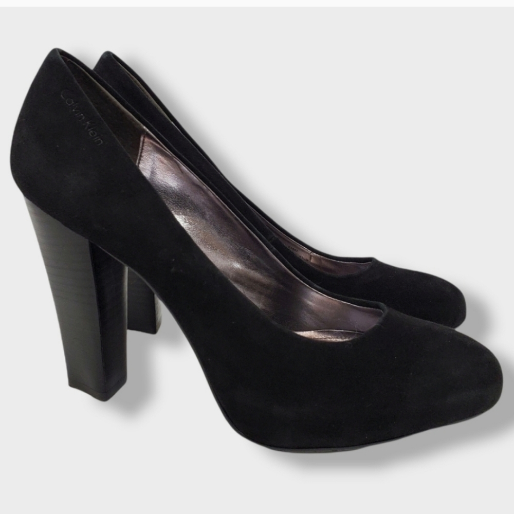 Calvin Klein Elita Black Suede Pump Chunky Block Heel Pointed Toe High Heels 8.5